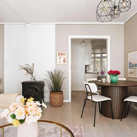 Dinbnb L 250m From Citycenter L Fireplace L Sleeps 6 L 24i7 Check In * Bergen