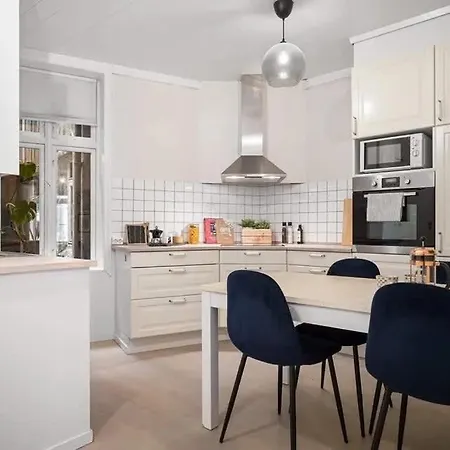 Dinbnb L 250m From Citycenter L Fireplace L Sleeps 6 L 24i7 Check In *