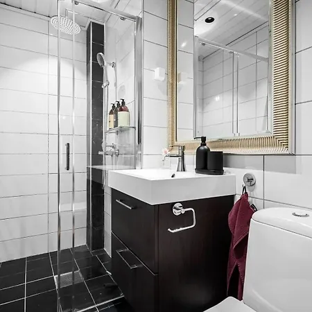 Dinbnb L 250m From Citycenter L Fireplace L Sleeps 6 L 24i7 Check In