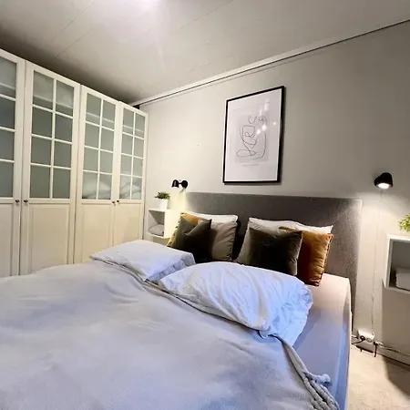 Dinbnb L 250m From Citycenter L Fireplace L Sleeps 6 L 24i7 Check In Apartment *